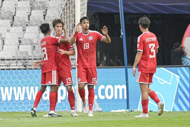 (260928) -- JAKARTA, Sept. 28, 2026 -- Players of Singapore celebrate after scoring during the FIFA ASEAN Cup 2026 Division 1 group A match between Singapore and Bangladesh in Gelora Bung Karno Stadium, Jakarta, Indonesia, Sept. 28, 2026. ) (SP)INDONESIA-JAKARTA-FOOTBALL-FIFA ASEAN CUP 2026-DIVISION 1-GROUP A-SINGAPORE VS BANGLADESH AgungxKuncahyaxB. 