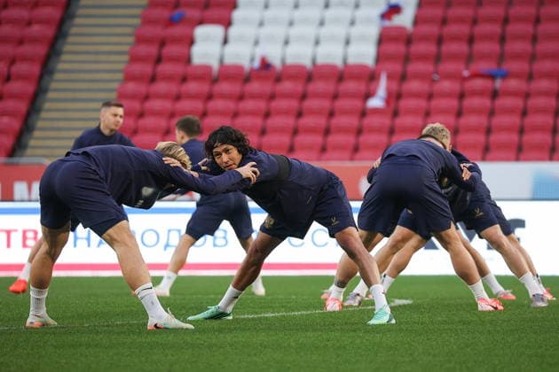 RUSSIA, KAZAN - SEPTEMBER 28, 2026: Football players of Russia s national team, Nationalteam do stretching ahead of the September 29 football friendly against Iran at Ak Bars Arena. Yegor Aleyev TASS  98493281