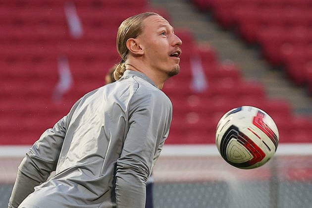 RUSSIA, KAZAN - SEPTEMBER 28, 2026: Russia s national team, Nationalteam goalkeeper Matvei Safonov practices ahead of the September 29 football friendly against Iran at Ak Bars Arena. Yegor Aleyev TASS  98493277