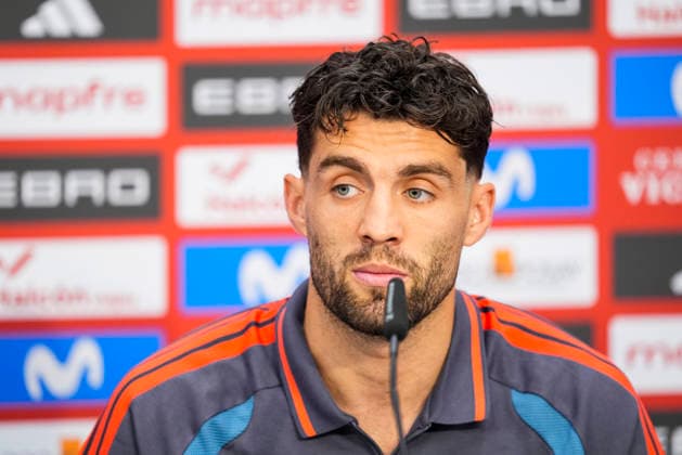 September 28, 2026, Sevilla, Sevilla, Spain: Mateo Kovacic of Croatia attends his press conference, PK, Pressekonferenz before the UEFA Nations League 2026 27 group phase football match played between Spain and Croatia at Ramon Sanchez-Pizjuan stadium on September 28, 2026, in Sevilla, Spain. Sevilla Spain - ZUMAa181 20260928_zaa_a181_009 Copyright: xJoaquoÂ­NxCorcherox