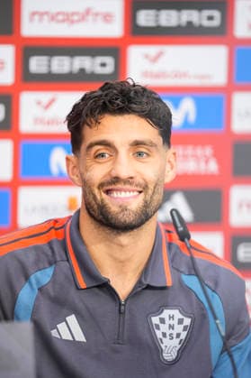 September 28, 2026, Sevilla, Sevilla, Spain: Mateo Kovacic of Croatia attends his press conference, PK, Pressekonferenz before the UEFA Nations League 2026 27 group phase football match played between Spain and Croatia at Ramon Sanchez-Pizjuan stadium on September 28, 2026, in Sevilla, Spain. Sevilla Spain - ZUMAa181 20260928_zaa_a181_011 Copyright: xJoaquoÂ­NxCorcherox