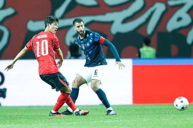 South Korea v Uruguay - International Friendly, Länderspiel, Nationalmannschaft Lee Jae-sung of South Korea and Rodrigo Bentancur of Uruguay in action during the International Friendly match presented by Hana Bank between the Republic of Korea and Uruguay at World Cup Stadium in Seoul, South Korea, on September 28, 2026. Seoul South Korea  Copyright: xSeung-ilxRyux originalFilename:ryu-football260928_npCMP.jpg