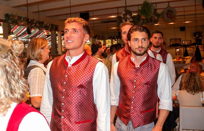 September 28, 2026, Germany, Stuttgart, Bundesliga Soccer, VfB Stuttgart at the Cannstatter Volksfest, Wasen, Grischa Prömel