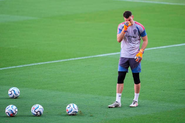 September 28, 2026, Sevilla, Sevilla, Spain: Dominik Livakovic of Croatia during training session the UEFA Nations League 2026 27 group phase football match played between Spain and Croatia at Ramon Sanchez-Pizjuan stadium on September 28, 2026, in Sevilla, Spain. Croatia Training Session - UEFA Nations League 2026 27  - ZUMAa181 20260928_zaa_a181_042 Copyright: xJoaquoÂ­NxCorcherox
