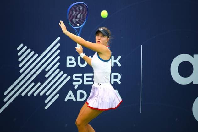 WTA, Tennis Damen 125 Adana Open Tennis Tournament ADANA, TURKIYE - SEPTEMBER 28: Czech tennis player Vendula Valdmannova competes against Croatia s Antonia Ruzic (not seen) during their round of 32 match at the WTA 125 Adana Open Tennis Tournament at Adana Tennis, Mountain and Water Sports Club (ATDSK) in Adana, Turkiye on September 28, 2026. Yakup Saglam Anadolu Adana Turkey. Editorial use only. Please get in touch for any other usage.  Copyright: x2026xAnadoluxYakupxSaglamx