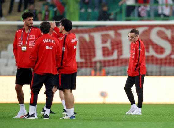 Turkiye v Italy - UEFA Nations League A BURSA, TURKIYE - SEPTEMBER 28: The Turkish national football team arrives to the pitch at Yuzuncu Yil Ataturk Stadium for its second Group 1 match against Italy in UEFA Nations League A, in Bursa, Turkiye on September 28, 2026. Ali Atmaca Anadolu Bursa Turkey. Editorial use only. Please get in touch for any other usage.  Copyright: x2026xAnadoluxAlixAtmacax