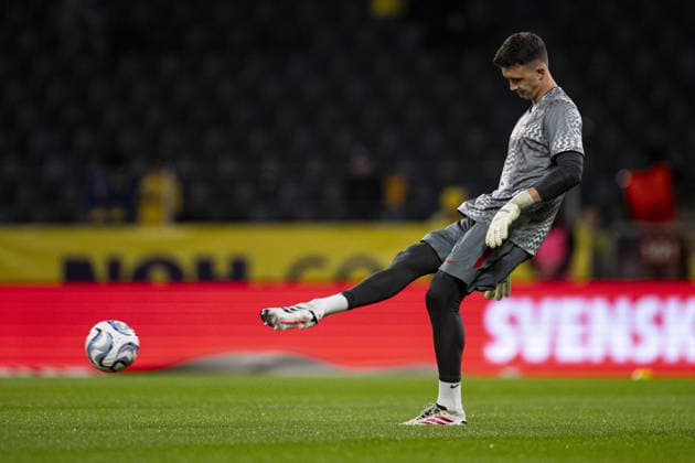 STOCKHOLM, SWEDEN - SEPTEMBER 28: during the warmups ahead of the Nations league soccer game between Sweden and Poland on Strawberry Arena in Stockholm, Sweden on September 28. Copyright: xPhilipxKangasx xSPPx Sportspressphoto_SPR241709