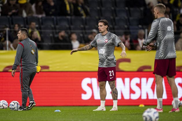 STOCKHOLM, SWEDEN - SEPTEMBER 28: Nicola Zalewski of Poland during the warmups ahead of the Nations league soccer game between Sweden and Poland on Strawberry Arena in Stockholm, Sweden on September 28. Copyright: xPhilipxKangasx xSPPx Sportspressphoto_SPR241715