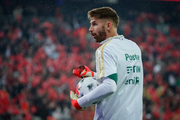 BURSA, TURKEY - SEPTEMBER 28 : Guglielmo Vicario of Italy warms up prior to the UEFA Nations League 2026 27 League phase Matchday 2, League A Group 1 match between Turkey and Italy at Ataturk Sports Complex Matli Stadium on September 28, 2026 in Bursa, Turkey. Copyright: xBurakxBasturkx xSPPx Sportspressphoto_SPR241735
