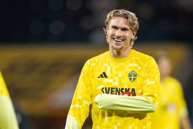 STOCKHOLM, SWEDEN - SEPTEMBER 28: Carl Starfelt during the UEFA Nations League Group B4 Round 2 MD1 match between Sweden nad Poland at Strawberry Arena on September 25, 2026 in Stockholm, Sweden --- Pilka nozna. Liga Narodow B Grupa 4 mecz : Szwecja - Polska (Photo by Igor Jakubowski Arena Akcji) NEWSPIX.PL --- newspix.pl 