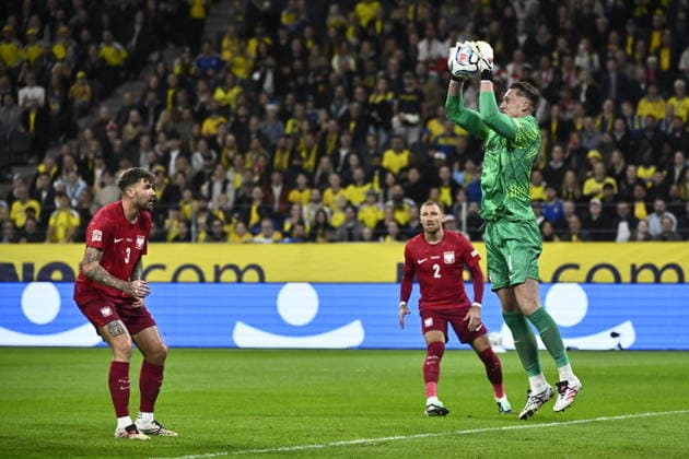STOCKHOLM, SWEDEN 20260928 Poland s goalkeeper Marcin Bulka during Monday s Nations League Group B4 soccer match between Sweden and Poland at Strawberry Arena, STOCKHOLM, SWEDEN x10080x  Copyright: xFredrikxSandberg TTx NATIONS LEAGUE SVERIGE-POLEN