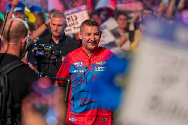 2026 BOYLE Sports World Grand Prix Nathan Aspinall walks on during the 2026 Boyle Sports World Grand Prix at Mattioli Arena, Leicester, United Kingdom on 28 September 2026 Credit: Alex Young Every Second Media Editorial use only. All images are copyright Every Second Media Limited. No images may be reproduced without prior permission. Copyright: xIMAGO EveryxSecondxMediax ESM-2190-0015 AlexxYoungx xEveryxSecondxMediax
