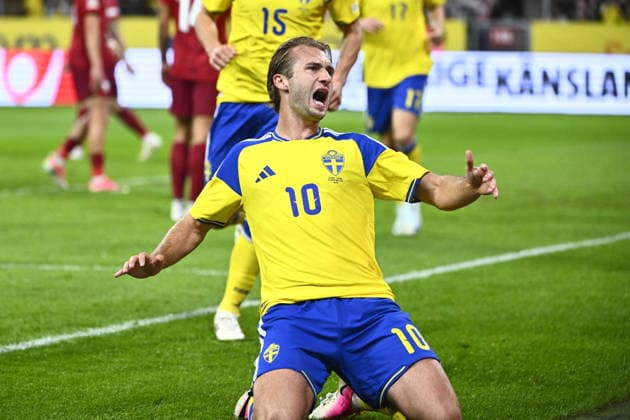 STOCKHOLM, SWEDEN 20260928 Sweden s Benjamin Nygren 10 celebrates after scoring his 10th goal during Monday s Nations League Group B4 soccer match between Sweden and Poland at Strawberry Arena, STOCKHOLM, SWEDEN x10080x  Copyright: xFredrikxSandberg TTx NATIONS LEAGUE SVERIGE-POLEN