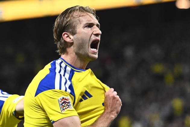 STOCKHOLM, SWEDEN, September 28, 2026: Sweden s Benjamin Nygren (10) celebrates after scoring the 1-0 goal during Monday s Nations League Group B4 soccer match between Sweden and Poland at Strawberry Arena, STOCKHOLM, SWEDEN x10080x  Copyright: xFredrikxSandberg TTx NATIONS LEAGUE SWEDEN-POLAND