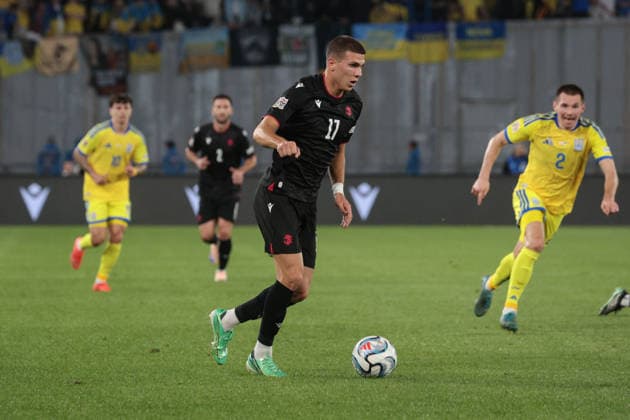 Giorgi Kvernadze of Georgia runs with the ball during the UEFA Nations League match between Georgia and Ukraine at the The Boris Paitchadze Dinamo Arena in Tbilisi, Georgia, on September 28, 2026. Tbilisi Dinamo Arena named after Boris Paichadze, Akaki Tsereteli Avenue, Didube, Tbilisi, 0154, Georgia Georgia Copyright: xArturxStabulnieksx 1J7A4224