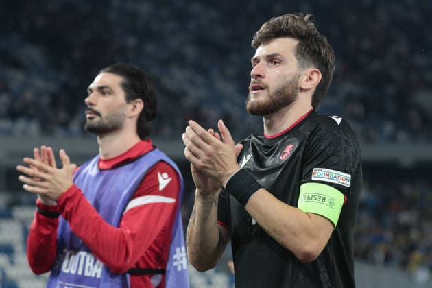 Khvicha Kvaratskhelia of Georgia thanks supporters after the UEFA Nations League match between Georgia and Ukraine at the The Boris Paitchadze Dinamo Arena in Tbilisi, Georgia, on September 28, 2026. Tbilisi Dinamo Arena named after Boris Paichadze, Akaki Tsereteli Avenue, Didube, Tbilisi, 0154, Georgia Georgia Copyright: xArturxStabulnieksx 1J7A5021
