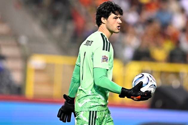 Belgium v France - UEFA Nations League 2026 BRUSSELS, BELGIUM - SEPTEMBER 28 : Lammens Senne goalkeeper of Belgium during the UEFA Nations League tournament league phase matchday 2 group A1 match between Belgium and France on September 28, 2026 in Brussels, Belgium, 28 09 2026 Brussels Belgium  Copyright: xTomasxSiskx