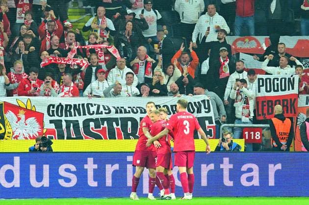 Strawberry Arena SOLNA, SWEDEN - SEPTEMBER 28: Poland celebrates goal in the EUFA Nations League match between Sweden and Poland at Strawberry Arena on September 28, 2026 in Solna, Sweden. (Peter Sonander SPP) Copyright: xPeterxSonander SPPx spp-en-PeSo-20260928_SPP_PeterSonander_3136