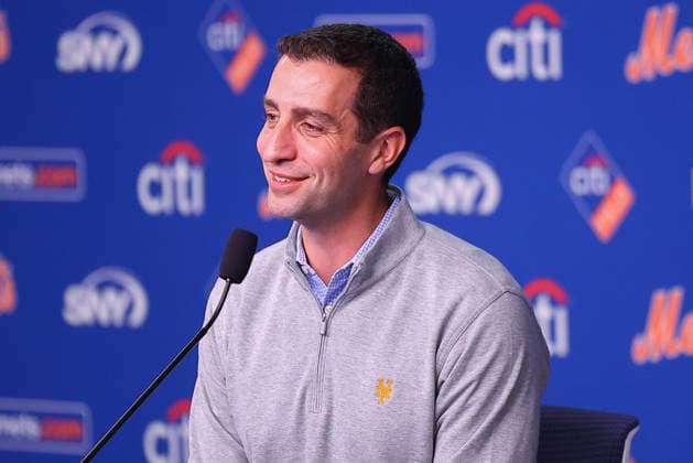 Mets David Stearns Year End press conference, PK, Pressekonferenz New York Mets President of Baseball Operations David Stearns speaks to the media during a press conference in the Shannon Forde Press Conference Room at Citi Field in Flushing, on September 28, 2026. Flushing, Queens N.Y. United States  Copyright: xGordonxDonovanx originalFilename:donovan-metsdavi260928_npsre.jpg