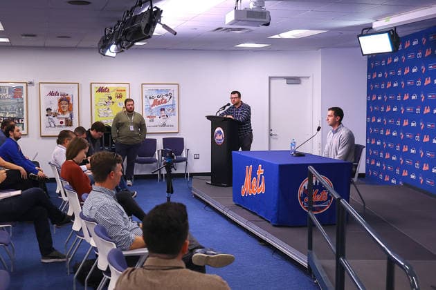 Mets David Stearns Year End press conference, PK, Pressekonferenz New York Mets President of Baseball Operations David Stearns speaks to the media during a press conference in the Shannon Forde Press Conference Room at Citi Field in Flushing, on September 28, 2026. Flushing, Queens N.Y. United States  Copyright: xGordonxDonovanx originalFilename:donovan-metsdavi260928_nptj2.jpg