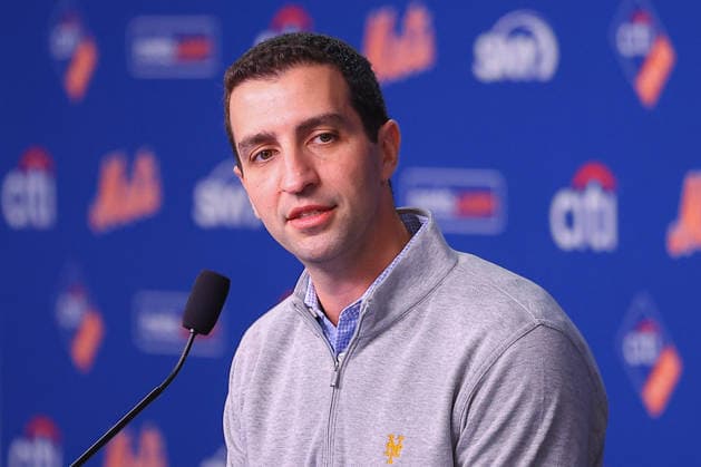 Mets David Stearns Year End press conference, PK, Pressekonferenz New York Mets President of Baseball Operations David Stearns speaks to the media during a press conference in the Shannon Forde Press Conference Room at Citi Field in Corona, on September 28, 2026. Flushing, Queens N.Y. United States  Copyright: xGordonxDonovanx originalFilename:donovan-mlbphila260928_npHIN.jpg