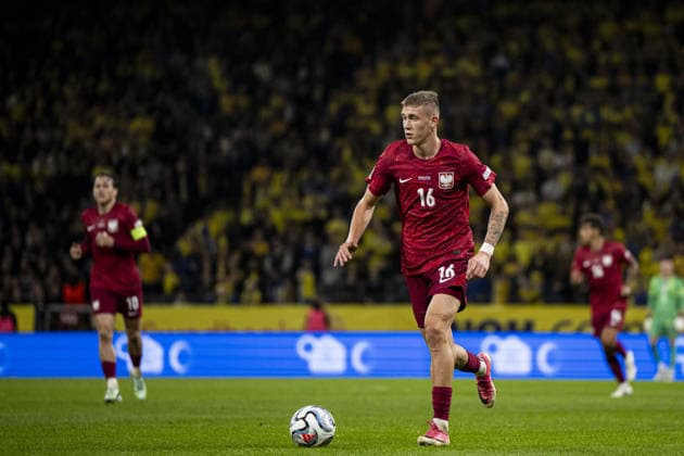 STOCKHOLM, SWEDEN - SEPTEMBER 28: Wiktor Nowak of Poland during the Nations league soccer game between Sweden and Poland on Strawberry Arena in Stockholm, Sweden on September 28. Copyright: xPhilipxKangasx xSPPx Sportspressphoto_SPR241809