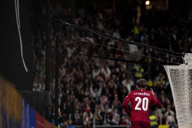 STOCKHOLM, SWEDEN - SEPTEMBER 28: Sebastian Szyma?ski of Poland celebrates after 1-1 during the Nations league soccer game between Sweden and Poland on Strawberry Arena in Stockholm, Sweden on September 28. Copyright: xPhilipxKangasx xSPPx Sportspressphoto_SPR241817