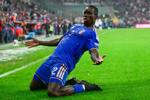 Turkiye v Italy - UEFA Nations League A BURSA, TURKIYE - SEPTEMBER 28: Michael Kayode (2) of Italy celebrates after scoring a goal during the UEFA Nations League A Group 1 match between Turkiye and Italy at Yuzuncu Yil Ataturk Stadium in Bursa, Turkiye on September 28, 2026. Serhat Cagdas Anadolu Bursa Turkey. Editorial use only. Please get in touch for any other usage.  Copyright: x2026xAnadoluxSerhatxCagdasx