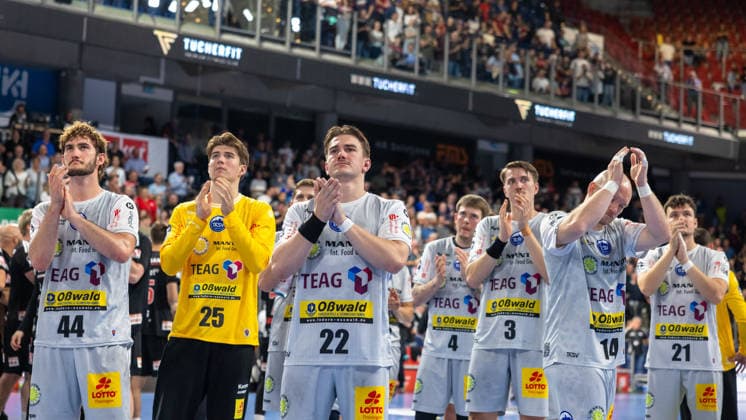 Disappointment in Eisenach Following the Loss Stephan Seitz, ThSV Eisenach, 44; Mats Grupe, ThSV Eisenach, 25; Felix Aellen, ThSV Eisenach, 22; Oskar Joelsson, ThSV Eisenach, 03 GER, HC Erlangen vs. ThSV Eisenach, Handball, Opel Handball Bundesliga, Matchday 6, 2026–2027 Season, September 28, 2026 GER, HC Erlangen vs. ThSV Eisenach, Handball, Opel Handball Bundesliga, Matchday 6, 2026–2027 season, September 28, 2026 Nuremberg Copyright: xEibner-Pressefoto ArdanxFuessmanx EP_AFN