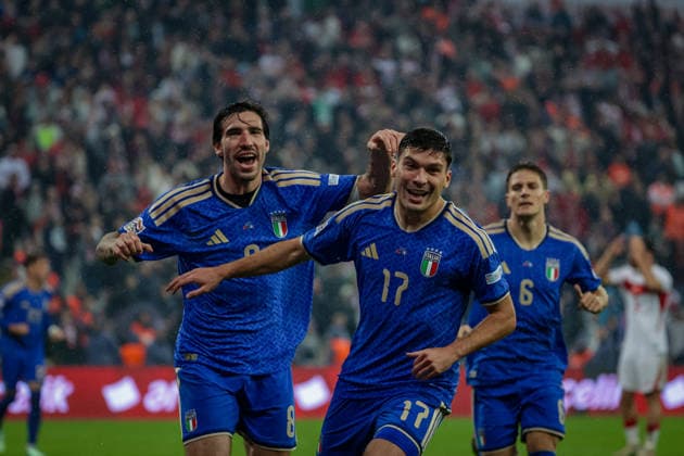 BURSA, TURKEY - SEPTEMBER 28 : Sandro Tonali of Italy and Nicolo Cambiaghi of Italy celebrate the goal during the UEFA Nations League 2026 27 League phase Matchday 2, League A Group 1 match between Turkey and Italy at Ataturk Sports Complex Matli Stadium on September 28, 2026 in Bursa, Turkey. Copyright: xBurakxBasturkx xSPPx Sportspressphoto_SPR241870