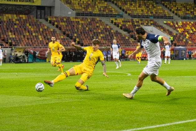 Monday, 28 Sep 2026, UEFA Nations League 2026, League phase, Matchday 2 League B, Group B4 Romania vs Bosnia and Herzegovina, National Arena Stadium, Bucharest, Romania 5 Sead Kolasinac crosses the ball