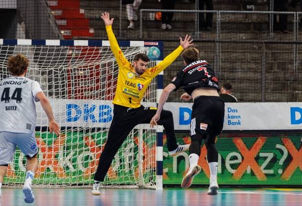 September 28, 2026 Handball 1st Bundesliga OPEL HBL 2026–2027 Season Matchday 6 HC Erlangen Nuremberg Metropolitan Region HCE ThSV Eisenach DaMa xdaxmax Mitja Spikic 1, ThSV Eisenach Yannik Bialowas 7, HC Erlangen HCE