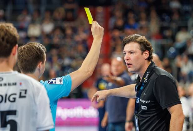 September 28, 2026 Handball 1st Bundesliga OPEL HBL 2026–2027 Season Matchday 6 HC Erlangen Nuremberg Metropolitan Region HCE ThSV Eisenach Women s Team xdaxmax Johannes Sellin, coach of HC Erlangen HCE, receives a yellow card Yellow