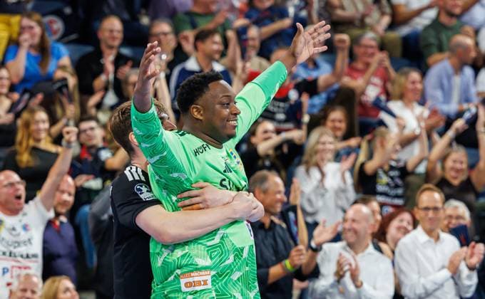 September 28, 2026 Handball 1st Bundesliga OPEL HBL 2026–2027 Season Matchday 6 HC Erlangen Nuremberg Metropolitan Region HCE ThSV Eisenach Women s Team xdaxmax Celebration Joy Rubens Pierre 93, HC Erlangen, HCE, and spectators, audience, fans