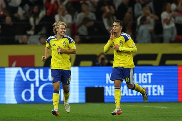 SOLNA, SWEDEN - SEPTEMBER 28: Yasin Ayari of Sweden national team, Nationalteam celebrates with Sebastian Nanasi after scoring the second goal for Sweden during the UEFA Nations League 2026 27 Group B4 MD2 match between Sweden and Poland at Strawberry Arena on September 28, 2026 in Solna, Sweden. Sweden v Poland - UEFA Nations League 2026 27 in Solna, Sweden, 28 September 2026 Copyright: xx