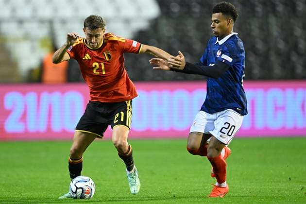 Belgium v France - UEFA Nations League 2026 BRUSSELS, BELGIUM - SEPTEMBER 28 : Castagne Timothy defender of Belgium battles for the ball with Doue Desire forward of France during the UEFA Nations League tournament league phase matchday 2 group A1 match between Belgium and France on September 28, 2026 in Brussels, Belgium, 28 09 2026 Brussels Belgium  Copyright: xNicoxVereeckenx