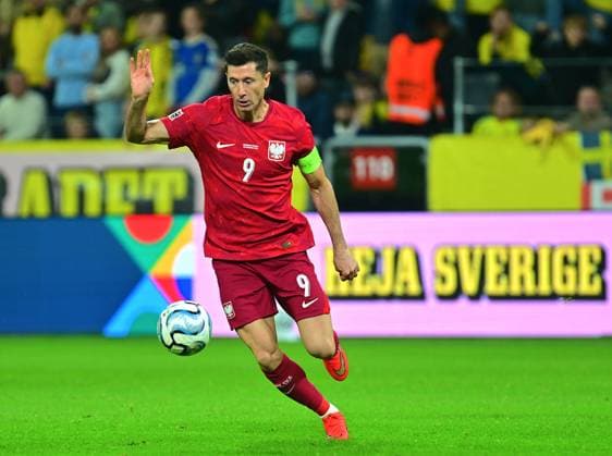 Strawberry Arena SOLNA, SWEDEN - SEPTEMBER 28: Robert Lewandowski of Poland during the UEFA Nations League match between Sweden and Poland at Strawberry Arena on September 28, 2026 in Solna, Sweden. (Peter Sonander SPP) Copyright: xPeterxSonander SPPx Sportspressphoto_SPR241930