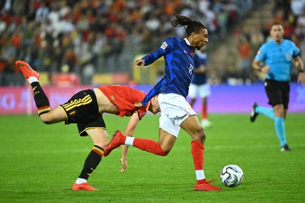 Belgium v France - UEFA Nations League 2026 BRUSSELS, BELGIUM - SEPTEMBER 28 : De Cuyper Maxim defender of Belgium, Olise Michael midfielder of France scores a goal during the UEFA Nations League tournament league phase matchday 2 group A1 match between Belgium and France on September 28, 2026 in Brussels, Belgium, 28 09 2026 Brussels Belgium  Copyright: xVincentxKalutx
