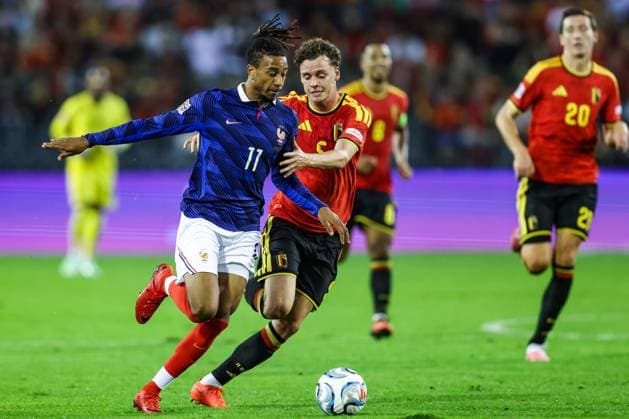 France s Michael Olise and Belgium s Maxim De Cuyper fight for the ball during a soccer game between Belgian national team, Nationalteam Red Devils and France, on Monday 28 September 2026 in Brussels, the second game of the UEFA Nations League group stage. BRUNOxFAHY  x188124415x