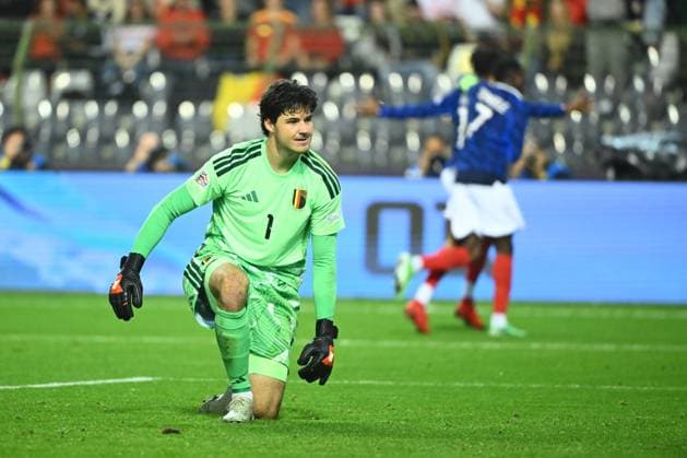 Belgium v France - UEFA Nations League 2026 BRUSSELS, BELGIUM - SEPTEMBER 28 : Lammens Senne goalkeeper of Belgium, Olise Michael midfielder of France scores a goal during the UEFA Nations League tournament league phase matchday 2 group A1 match between Belgium and France on September 28, 2026 in Brussels, Belgium, 28 09 2026 Brussels Belgium  Copyright: xVincentxKalutx