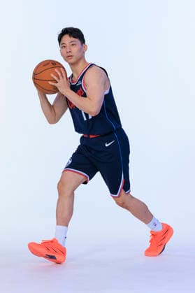 September 28, 2026, Inglewood, California, USA: Yuki Kawamura 17 during the Los Angeles Clippers Media Day on Monday September 28, 2026 at Intuit Dome in Inglewood, California. ARIANA RUIZ PI Inglewood USA - ZUMAp124 20260928_zaa_p124_069 Copyright: xArianaxRuizx