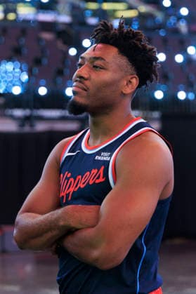 September 28, 2026, Inglewood, California, USA: Jalen Pickett 21 during the Los Angeles Clippers Media Day on Monday September 28, 2026 at Intuit Dome in Inglewood, California. ARIANA RUIZ PI Inglewood USA - ZUMAp124 20260928_zaa_p124_101 Copyright: xArianaxRuizx