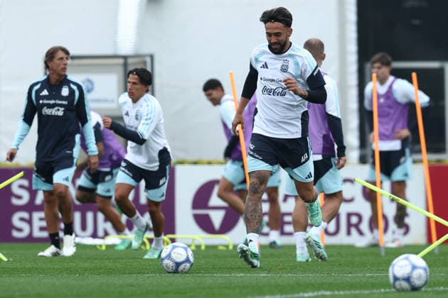 Argentine midfielder Nicolás González during a training session at the AFA (Argentine Football Association) training center in Ezeiza, Buenos Aires Province, on September 28, 2026, ahead of the upcoming friendly soccer matches against Bolivia, Burkina Faso, and Benin. EZEIZA, ARGENTINA Copyright: xAlejandroxPAGNIx