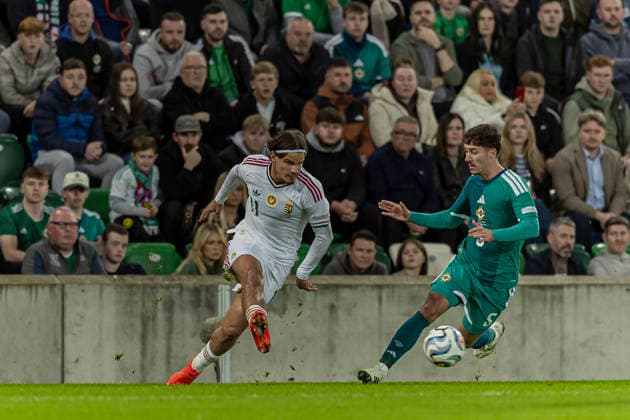 Northern Ireland v Hungary - UEFA Nations League 2026 27 Group B2 MD2 Milos Kerkez of Hungary competes for the ball with Trai Hume of Northern Ireland during the UEFA Nations League match at Windsor Park in Belfast, on September 28, 2026. Belfast United Kingdom  Copyright: xRobertxSzaniszlox originalFilename:szaniszlo-notitle260928_npL2s.jpg