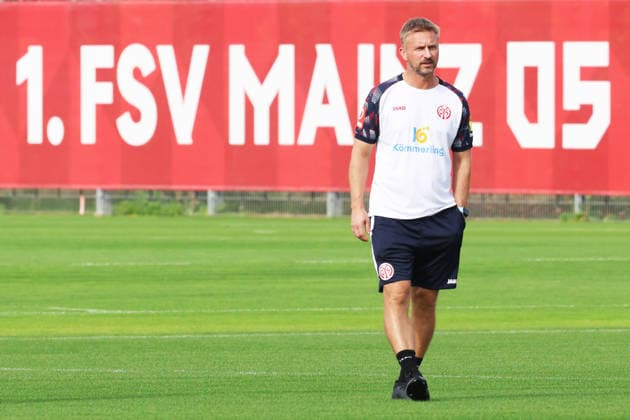 BENJAMIN HOFFMANN TRAINING 1 FSV MAINZ 05 MAINZ