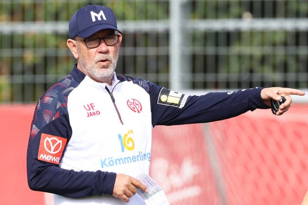 URS FISCHER TRAINING 1 FSV MAINZ 05 MAINZ
