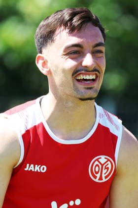 PAUL NEBEL TRAINING 1 FSV MAINZ 05 MAINZ