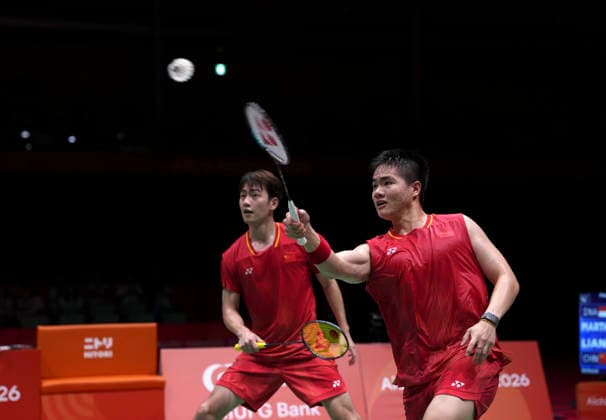 (260929) -- ICHINOMIYA, Sept. 29, 2026 -- Wang Chang Liang Weikeng (R) compete during the men s doubles final of badminton between Wang Chang Liang Weikeng of China and Leo R. Carnando Daniel Marthin of Indonesia at the 20th Asian Games Aichi-Nagoya 2026 in Ichinomiya of Aichi Prefecture, Japan, Sept. 29, 2026. ) (SP)JAPAN-ICHINOMIYA-ASIAN GAMES-BADMINTON-MEN S DOUBLES LixBo 