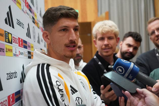 Vitaly Janelt (Germany) in an interview with the Mixed Zone at the kickoff of the second national team camp for the Nations League at Herzo Base on September 29, 2026. German National Team, Nations League preparation, home ground, HerzoBase, World of Adidas, Herzogenaurach