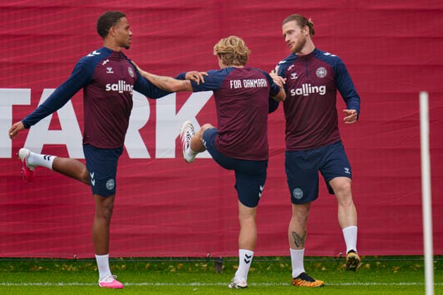 Denmark Nations League: Nikolas Nartey, Mads Bidstrup, and Kasper Hoegh during training at the national soccer team’s gathering in Helsingør on Tuesday, September 29, 2026. Denmark will play a Nations League match on Thursday at Parken against Portugal. Photo: Liselotte Sabroe, Ritzau Scanpix, Copenhagen, Denmark  Copyright: Ritzau Scanpix LiselottexSabroex spdk20260929-123501-L